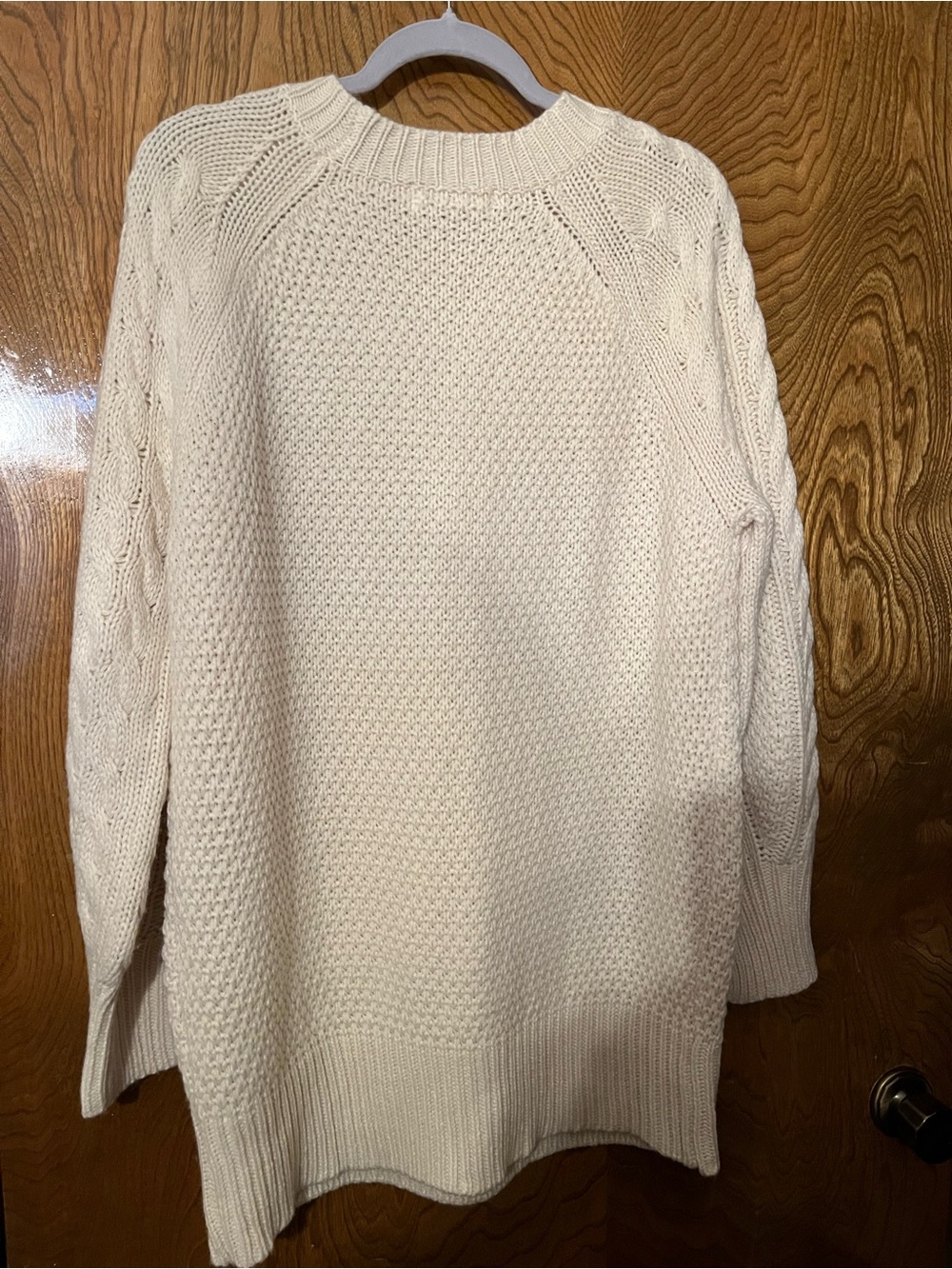 S Classic Cream Cable-Knit Women's Sweater